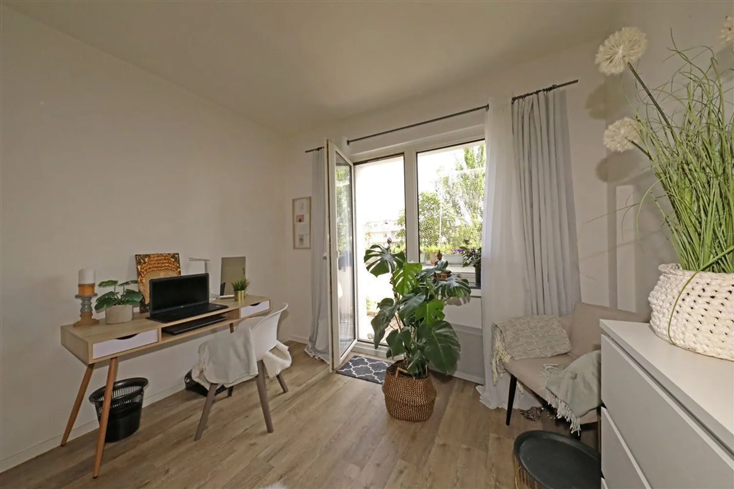 1 room apartment with 25 m² in Düsseldorf – Photo 3