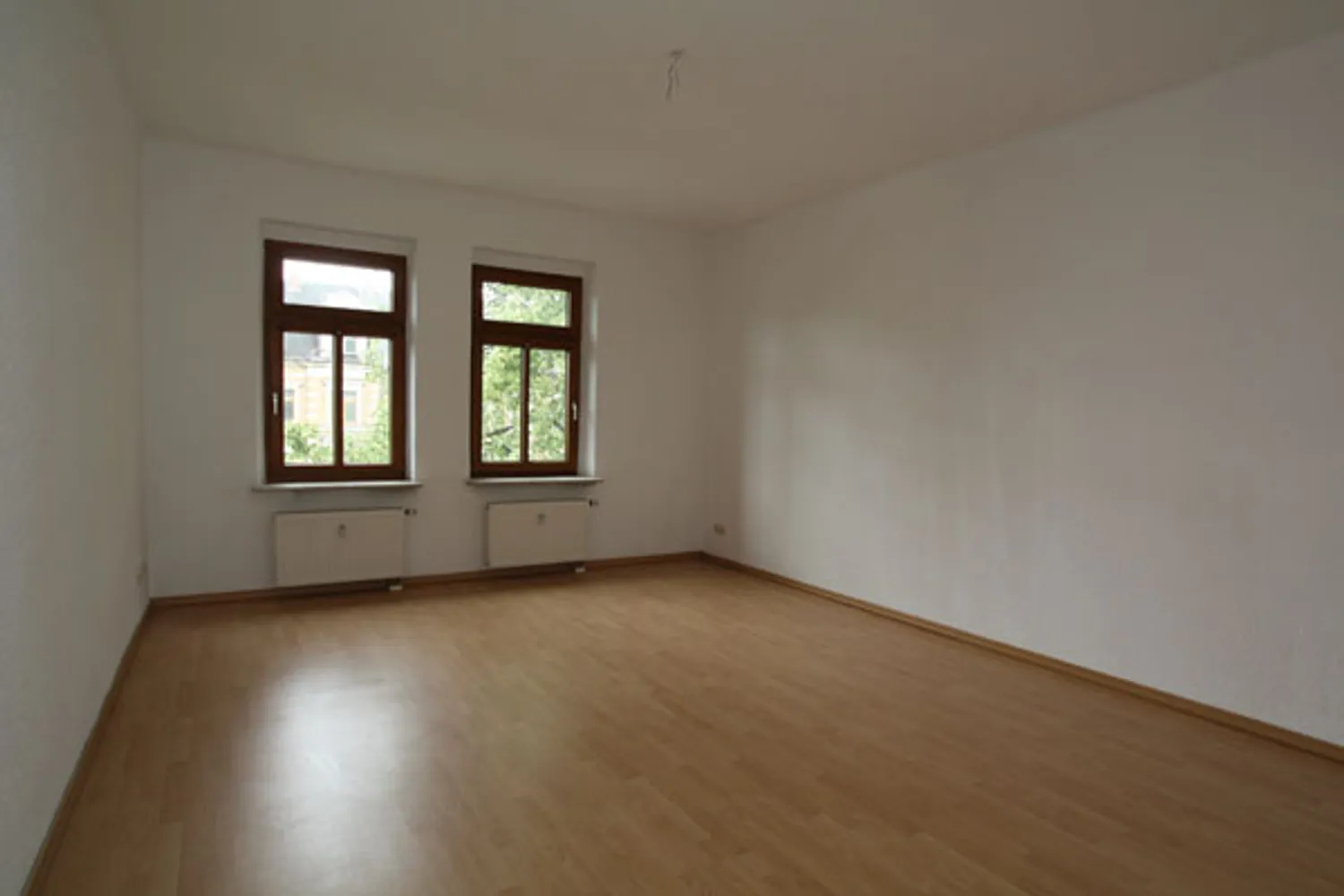 2 Zimmer Wohnung mit 72 m² in Chemnitz – Bild 2