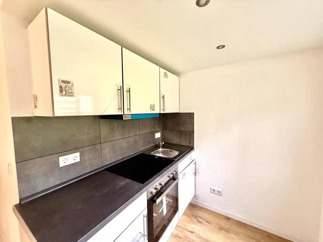2 Zimmer Wohnung mit 33 m² in Köln – Bild 2