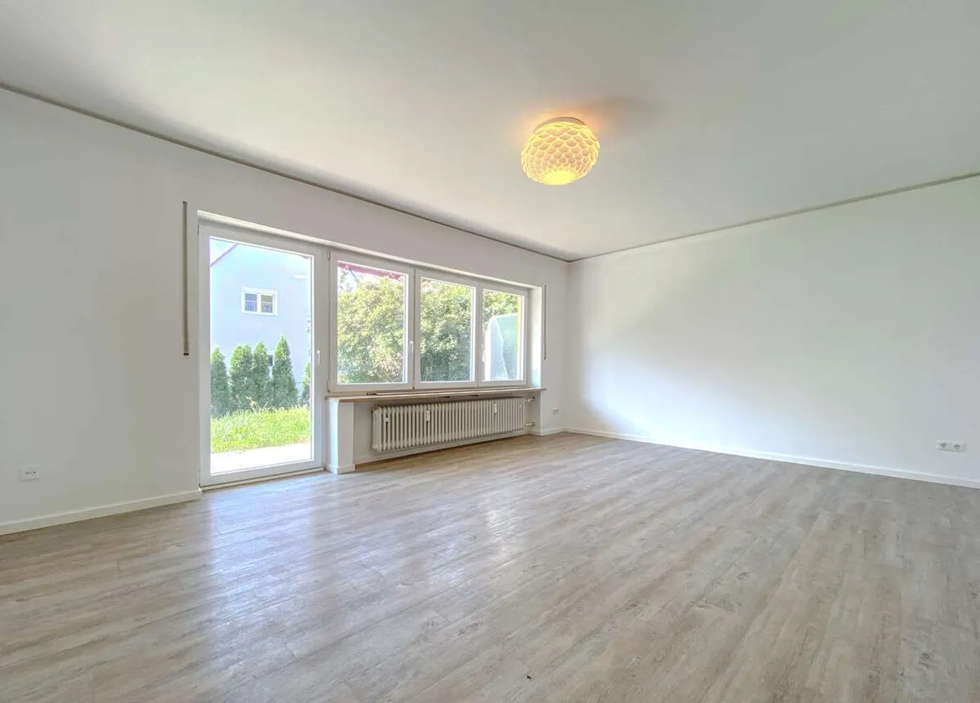 3 Zimmer Wohnung mit 98 m² in Augsburg – Bild 1