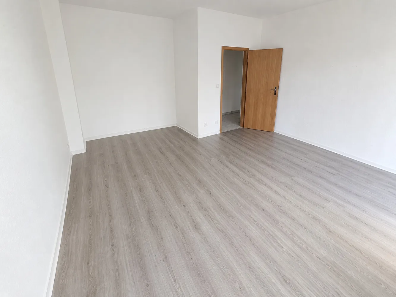 2 Zimmer Wohnung mit 66 m² in Magdeburg – Bild 2