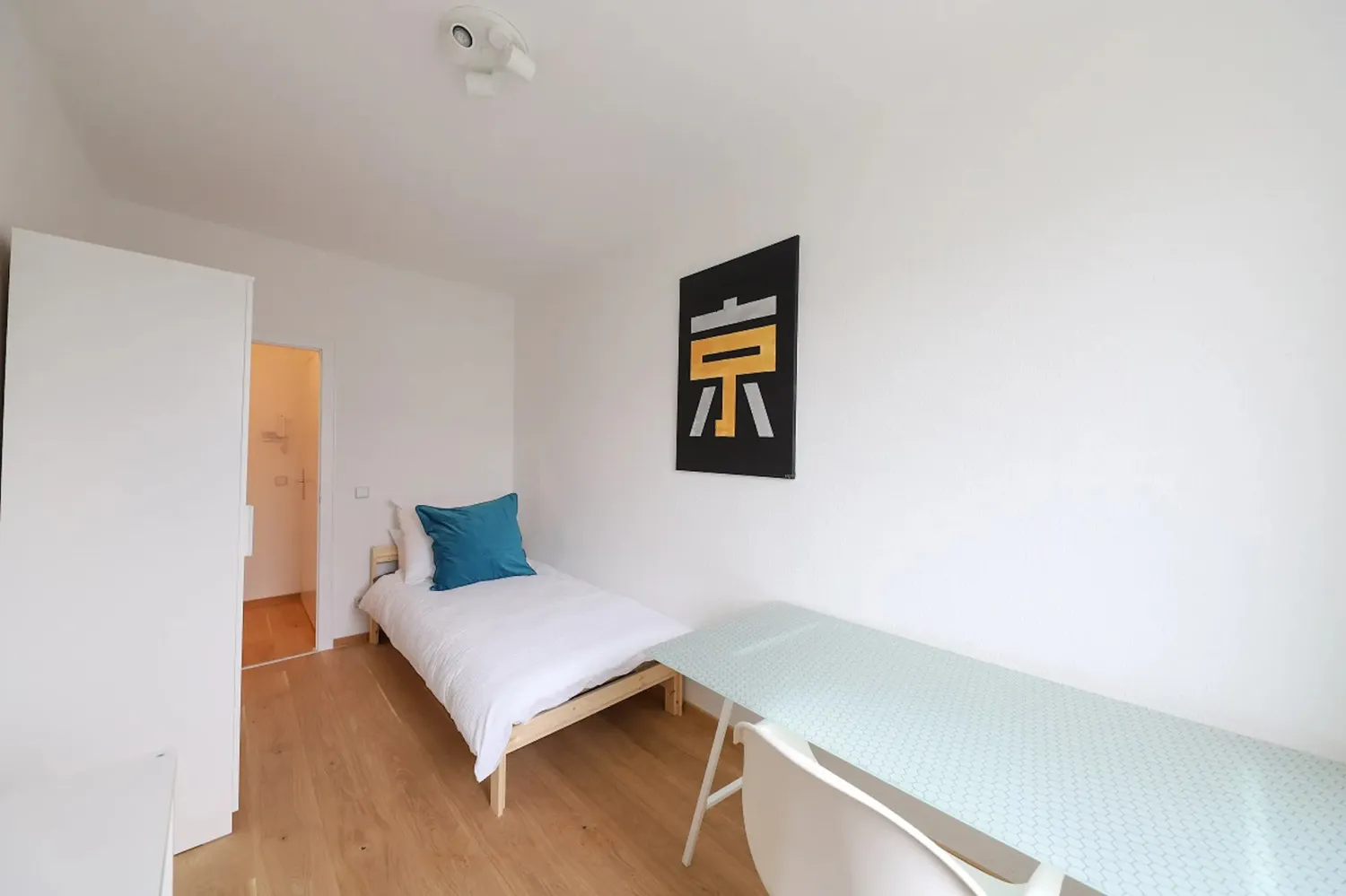 Shared room with 10 m² in Berlin – Photo 2
