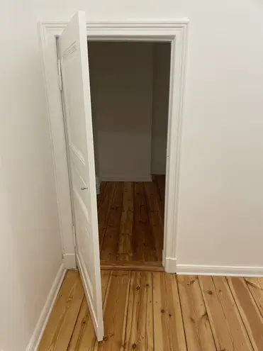 2 Zimmer Wohnung mit 87 m² in Berlin – Bild 4