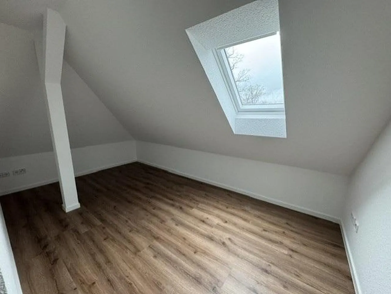 5 Zimmer Wohnung mit 150 m² in Chemnitz – Bild 12