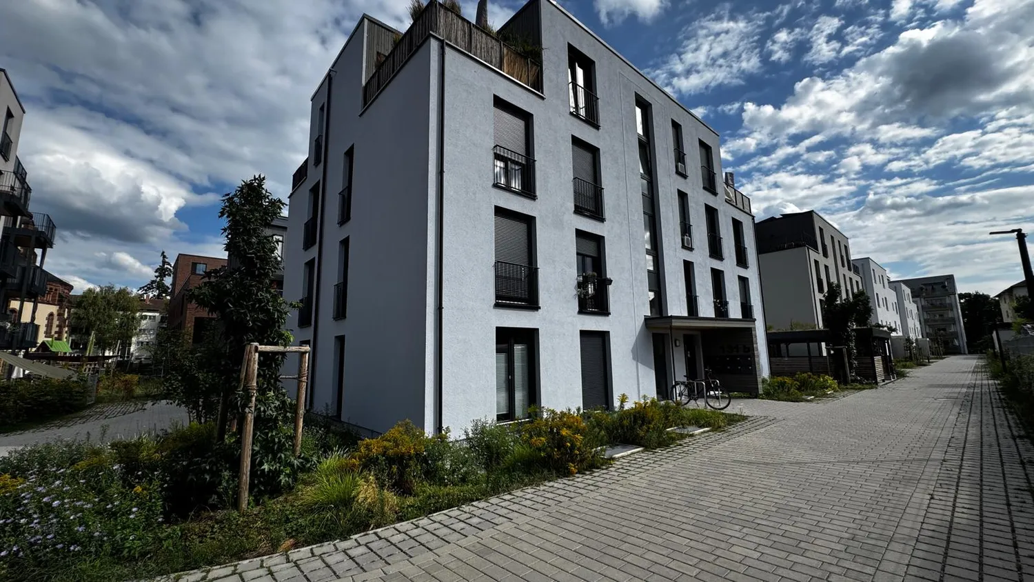 4 Zimmer Wohnung mit 109 m² in Karlsruhe – Bild 1