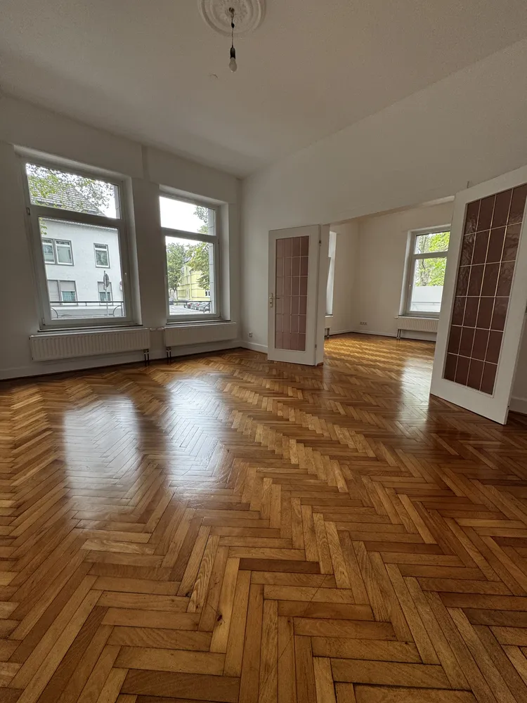 3 Zimmer Wohnung mit 92 m² in Krefeld – Bild 2