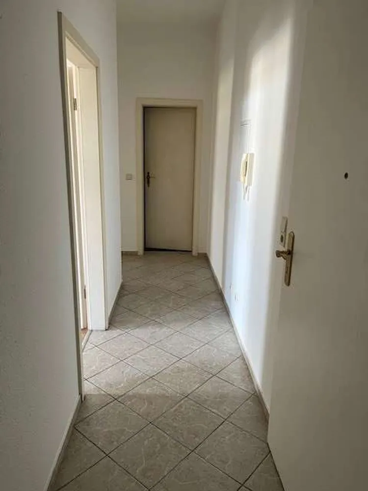 2 Zimmer Wohnung mit 72 m² in Halle (Saale) – Bild 3