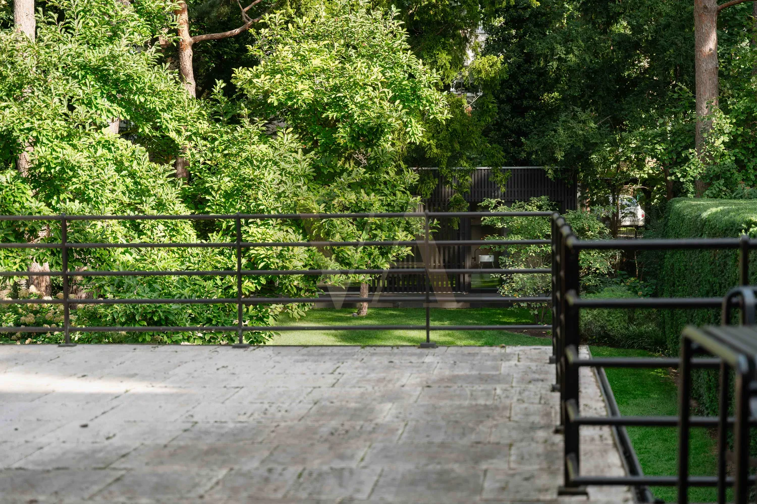 8 Zimmer Haus mit 366 m² in Berlin – Bild 11