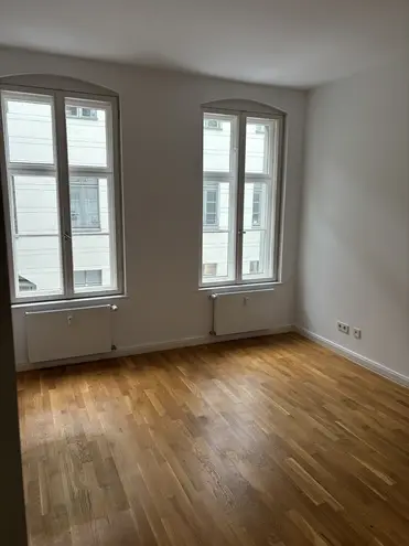 4 Zimmer Wohnung mit 157 m² in Berlin – Bild 3