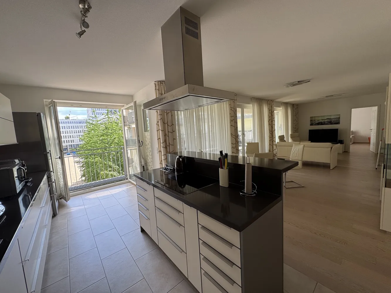 5 Zimmer Wohnung mit 203 m² in München – Bild 11
