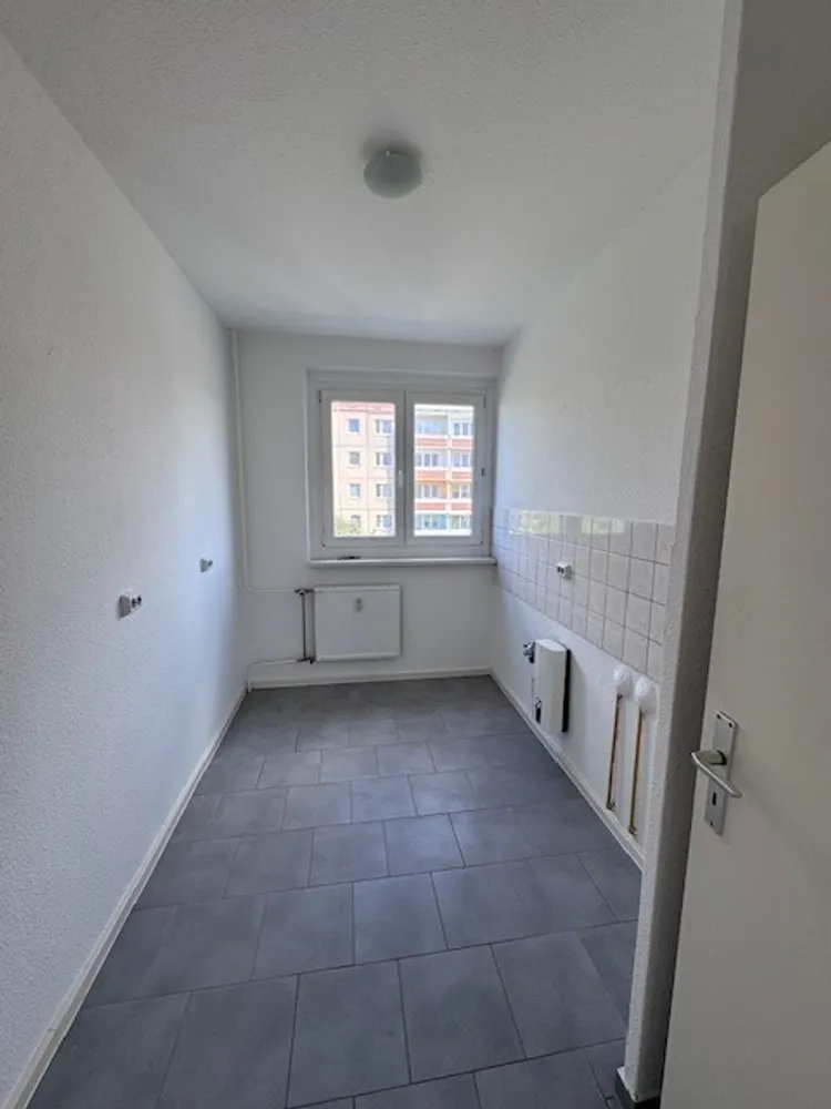 6 room apartment with 122 m² in Aschersleben – Photo 4