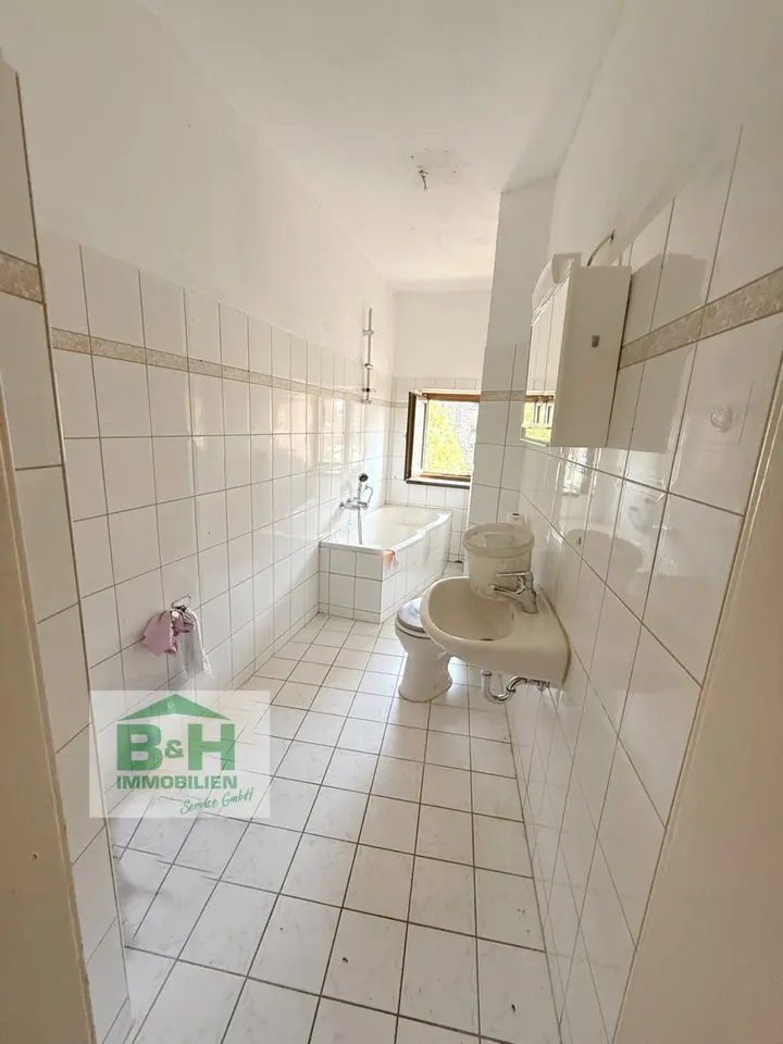 4 Zimmer Wohnung mit 93 m² in Bitterfeld-Wolfen – Bild 4
