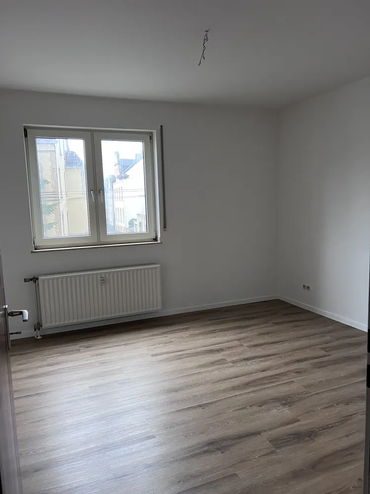 2 Zimmer Wohnung mit 65 m² in Solingen – Bild 3