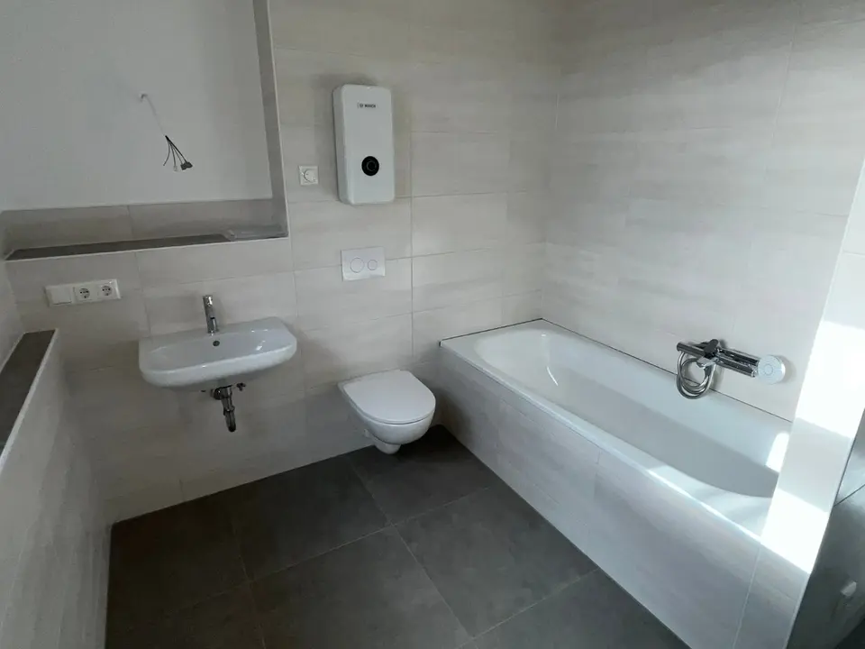 4 Zimmer Wohnung mit 103 m² in Finsterwalde – Bild 3