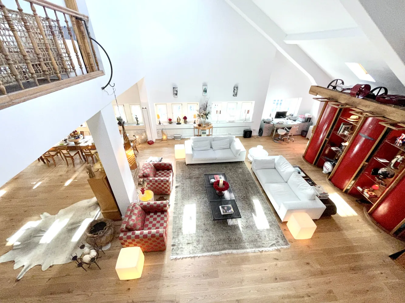 5 Zimmer Wohnung mit 206 m² in Krefeld – Bild 2