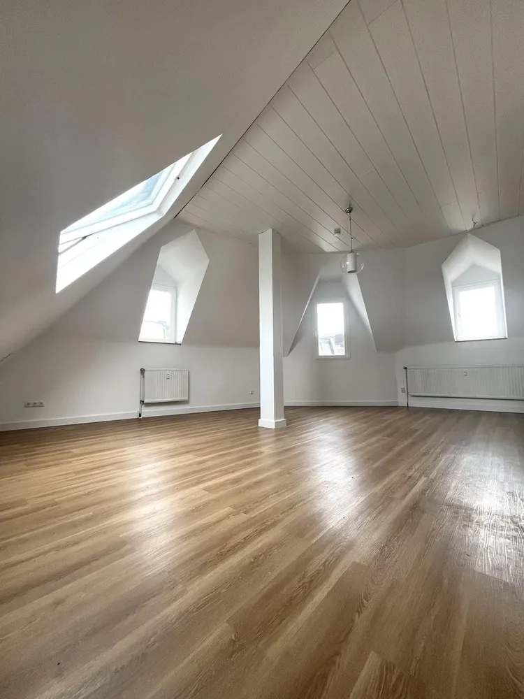 2 room apartment with 83 m² in Mönchengladbach – Photo 1