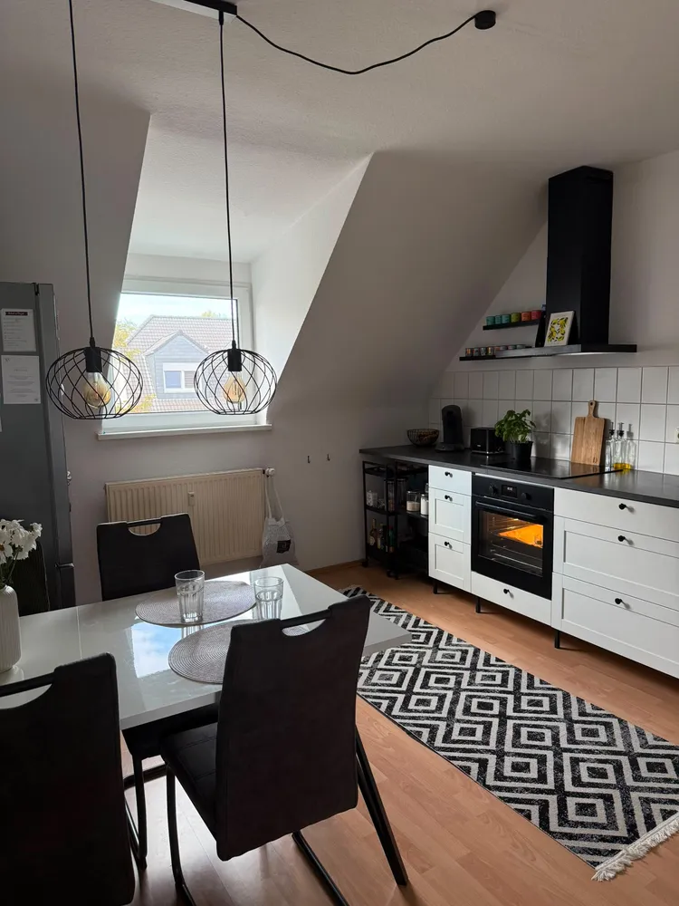 2 room apartment with 54 m² in Cologne – Photo 2