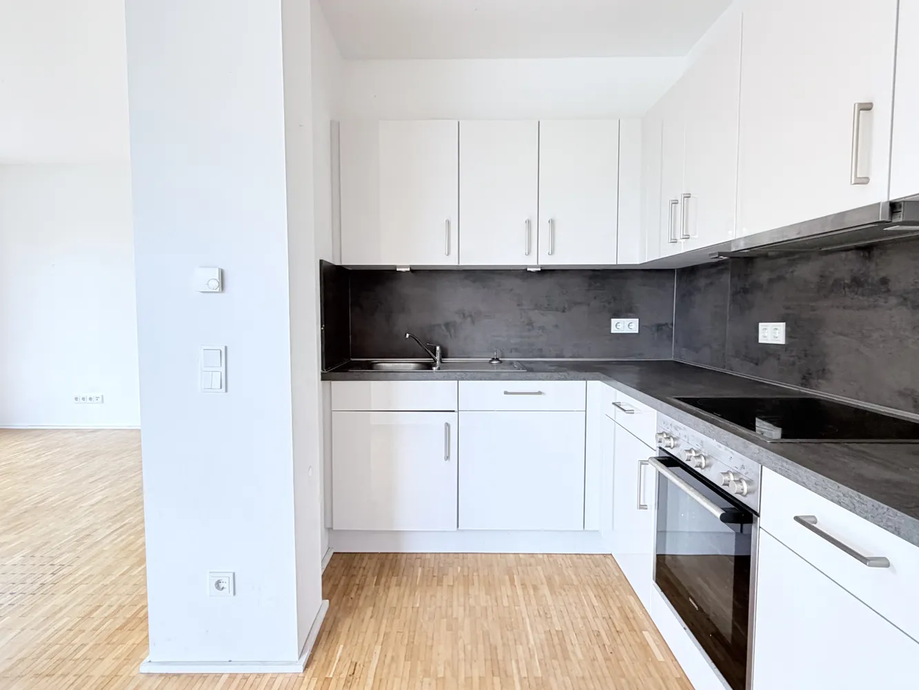 2 room apartment with 90 m² in Frankfurt am Main – Photo 8