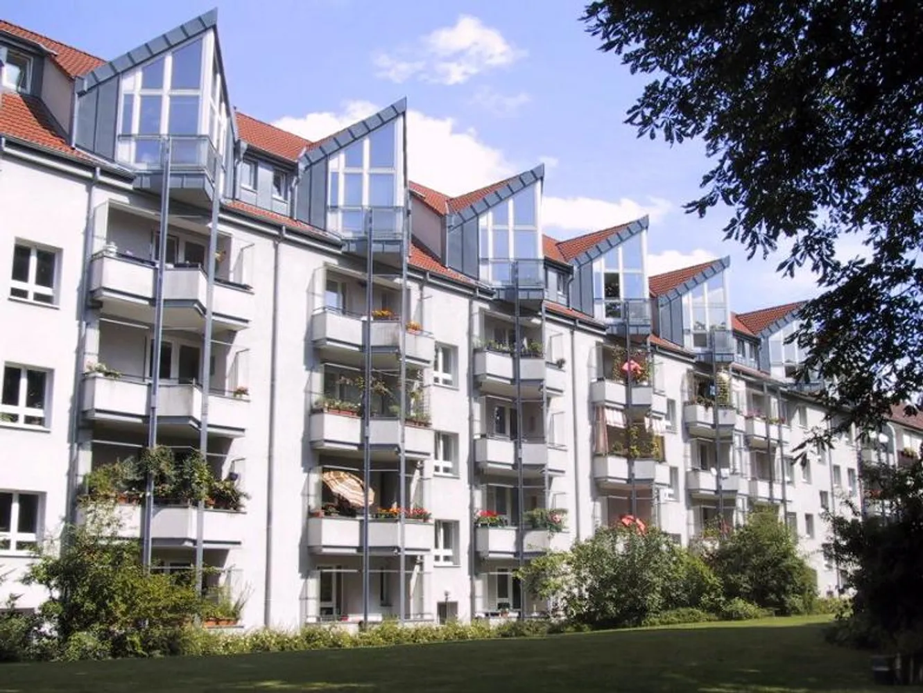 2 room apartment with 51 m² in Hanover – Photo 2