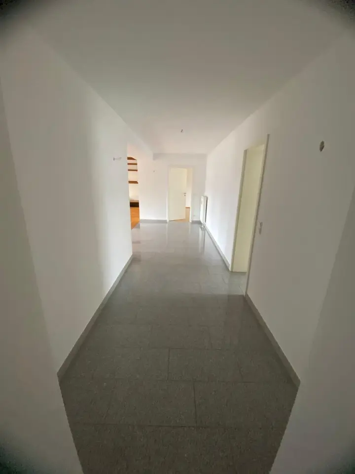 4 Zimmer Wohnung mit 148 m² in Aschaffenburg – Bild 5