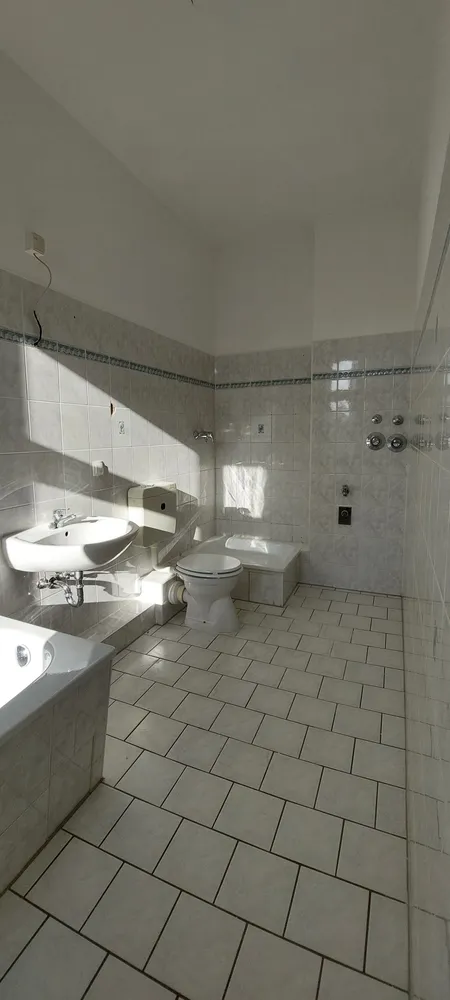 3 Zimmer Wohnung mit 96 m² in Brandenburg an der Havel – Bild 1