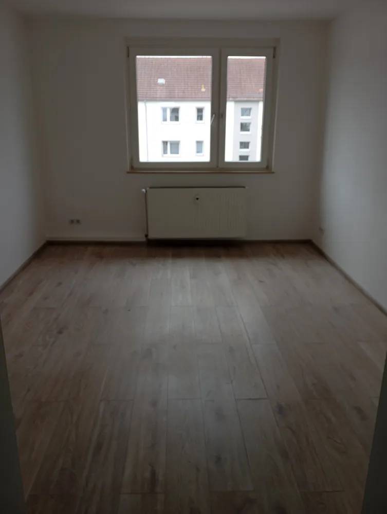3 Zimmer Wohnung mit 57 m² in Bitterfeld-Wolfen – Bild 4