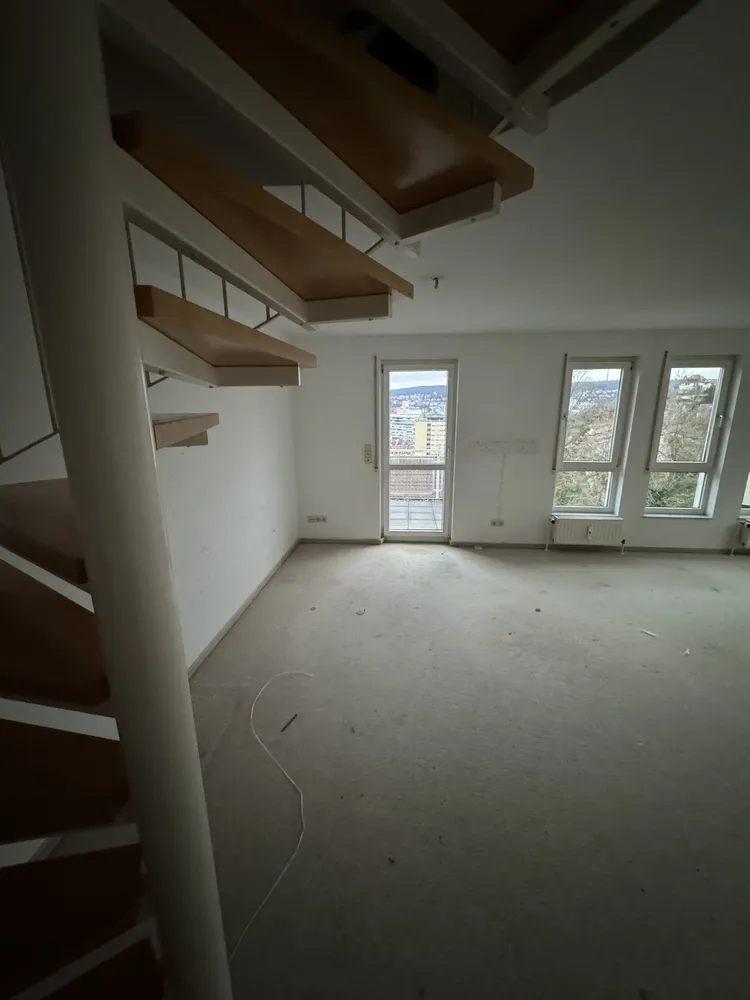 4 Zimmer Wohnung mit 110 m² in Stuttgart – Bild 2