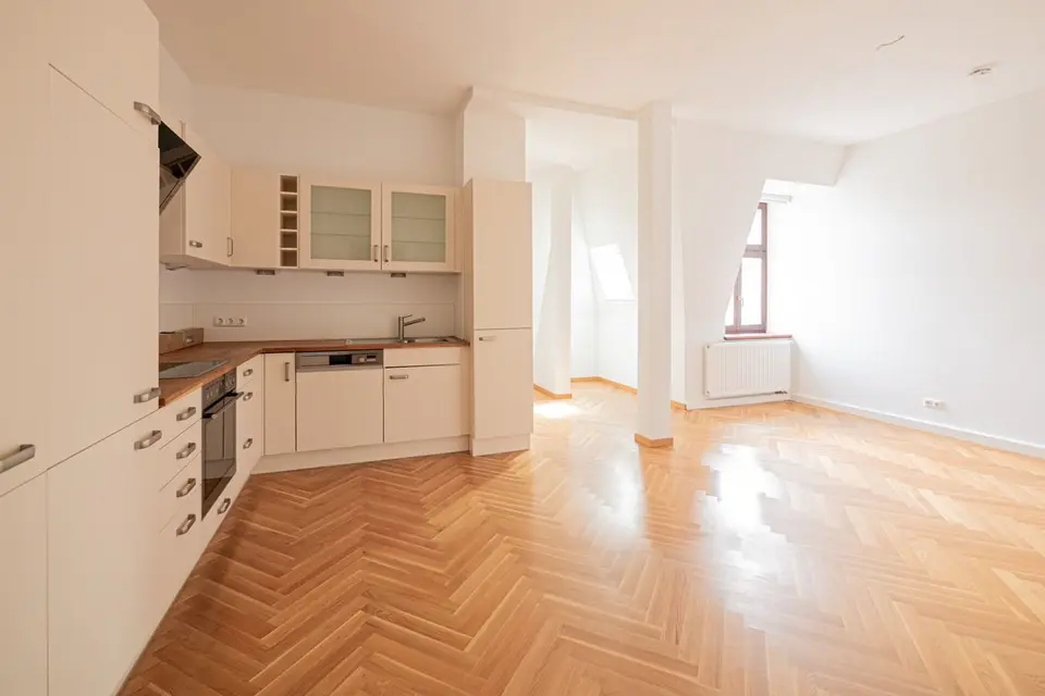 2 Zimmer Wohnung mit 67 m² in Dresden – Bild 4