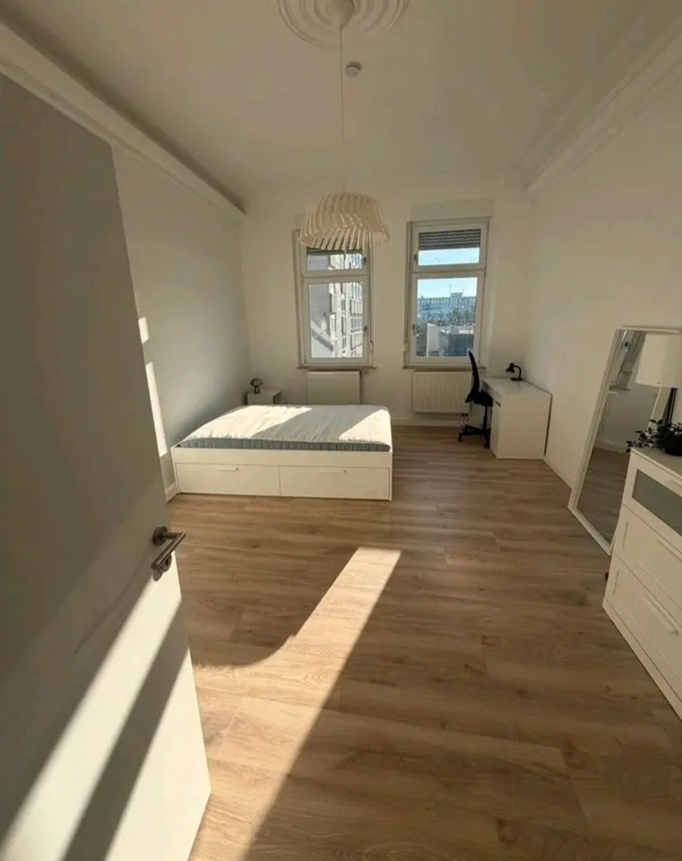 WG-Zimmer mit 117 m² in Nürnberg – Bild 1