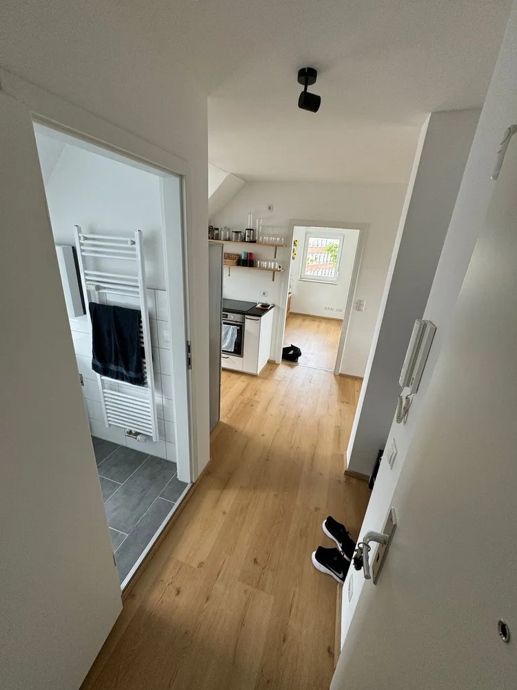 2 Zimmer Wohnung mit 45 m² in Augsburg – Bild 2