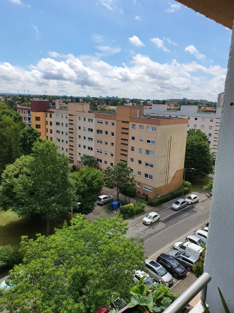 4 Zimmer Wohnung mit 107 m² in Nürnberg – Bild 1
