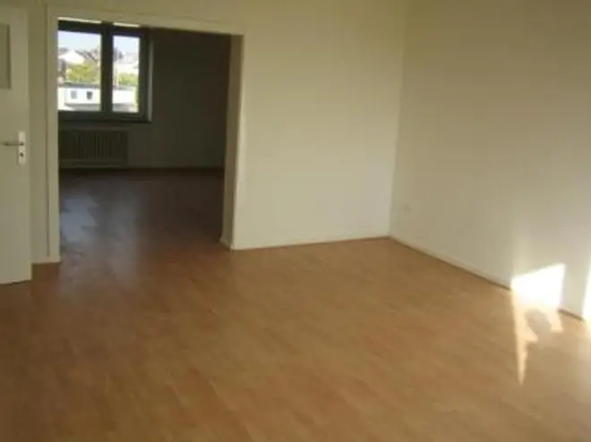 3 Zimmer Wohnung mit 75 m² in Kiel – Bild 2