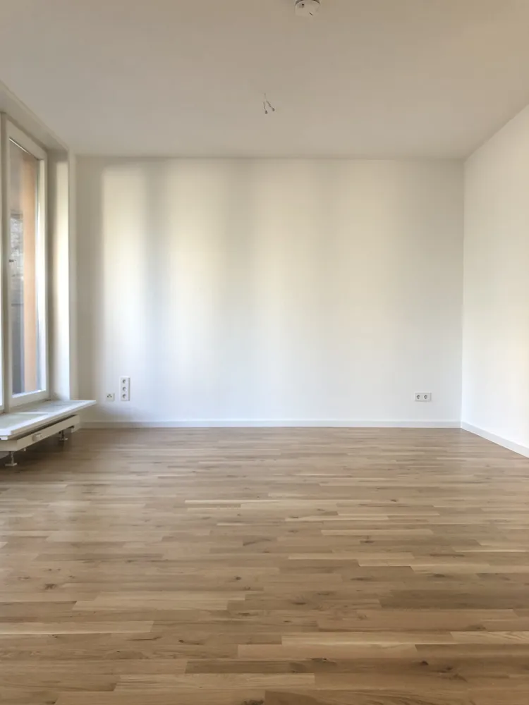 2 Zimmer Wohnung mit 83 m² in Berlin – Bild 4