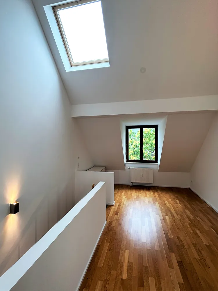 4 room apartment with 102 m² in Frankfurt am Main – Photo 1
