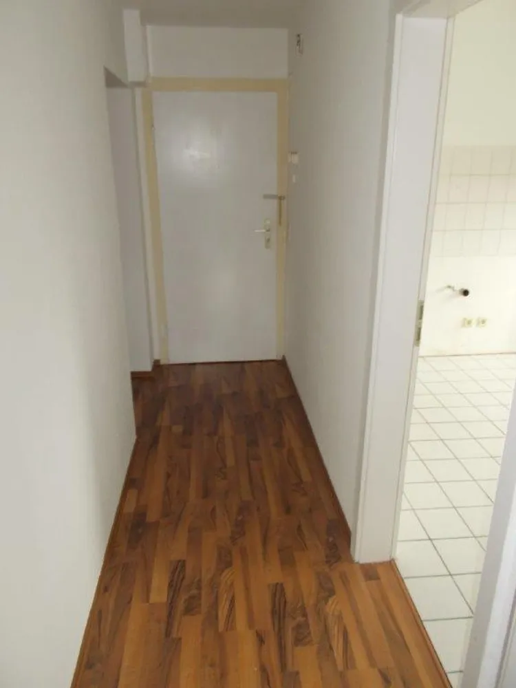 3 Zimmer Wohnung mit 68 m² in Solingen – Bild 2