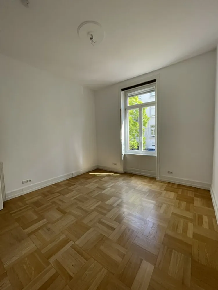 2 Zimmer Wohnung mit 115 m² in Frankfurt am Main – Bild 10