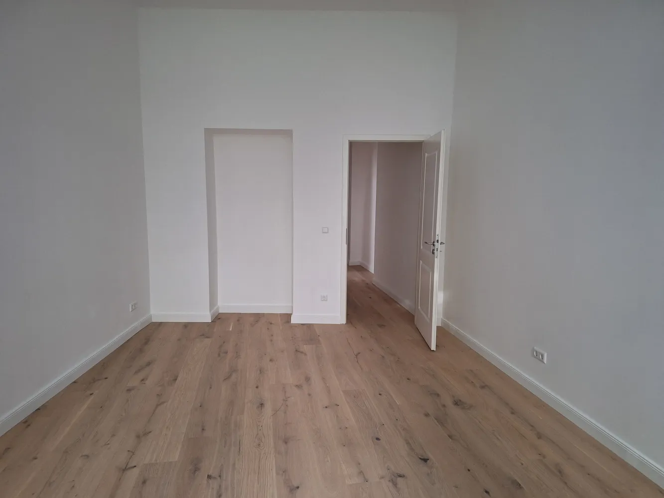 2 room apartment with 68 m² in Berlin – Photo 4
