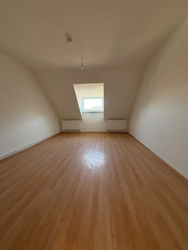 4 Zimmer Wohnung mit 120 m² in Hannover – Bild 10