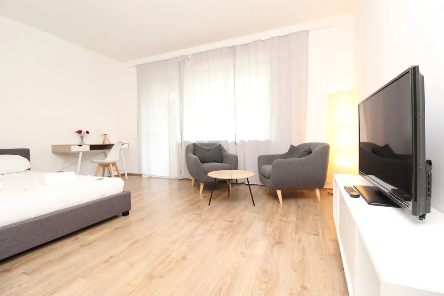 1 Zimmer Wohnung mit 34 m² in Frankfurt am Main – Bild 1