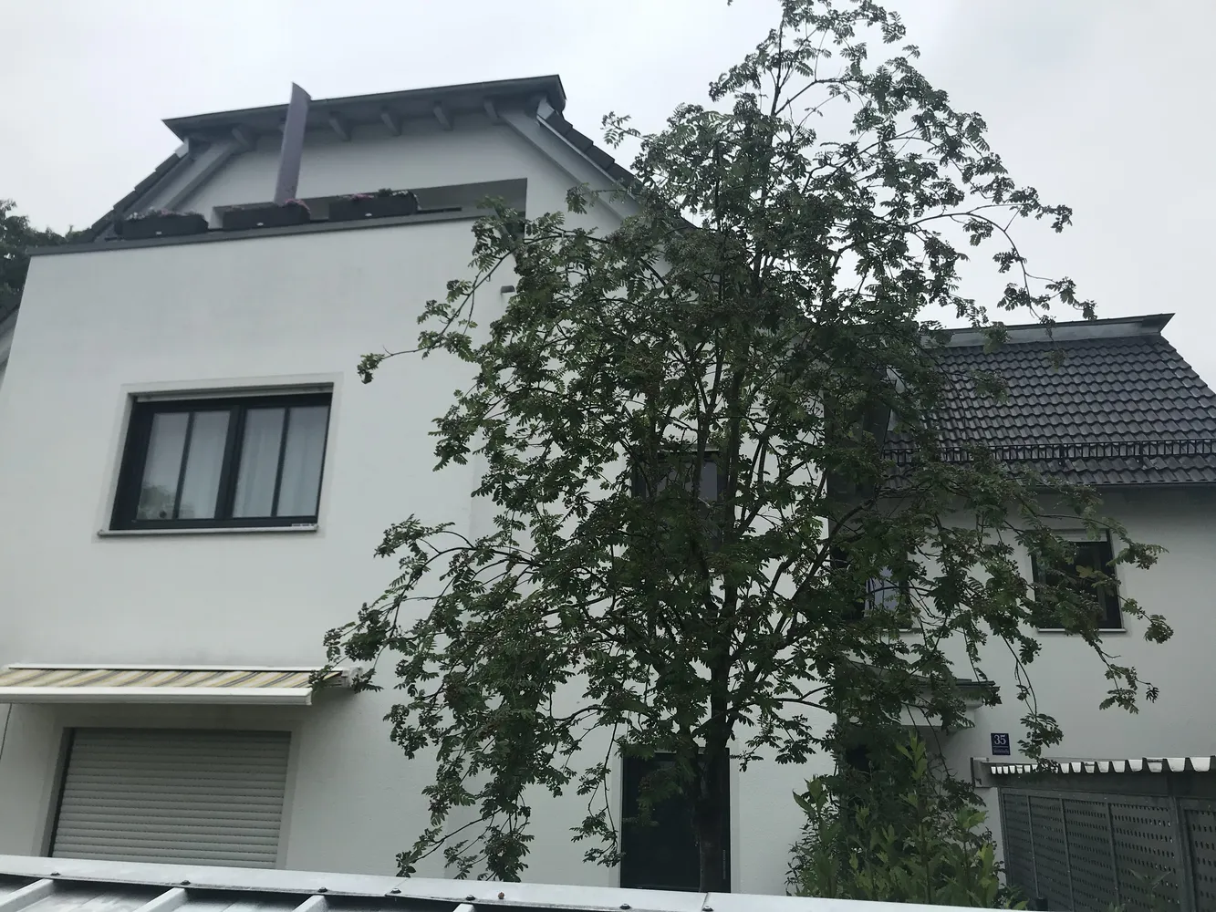 3 Zimmer Wohnung mit 89 m² in München – Bild 2