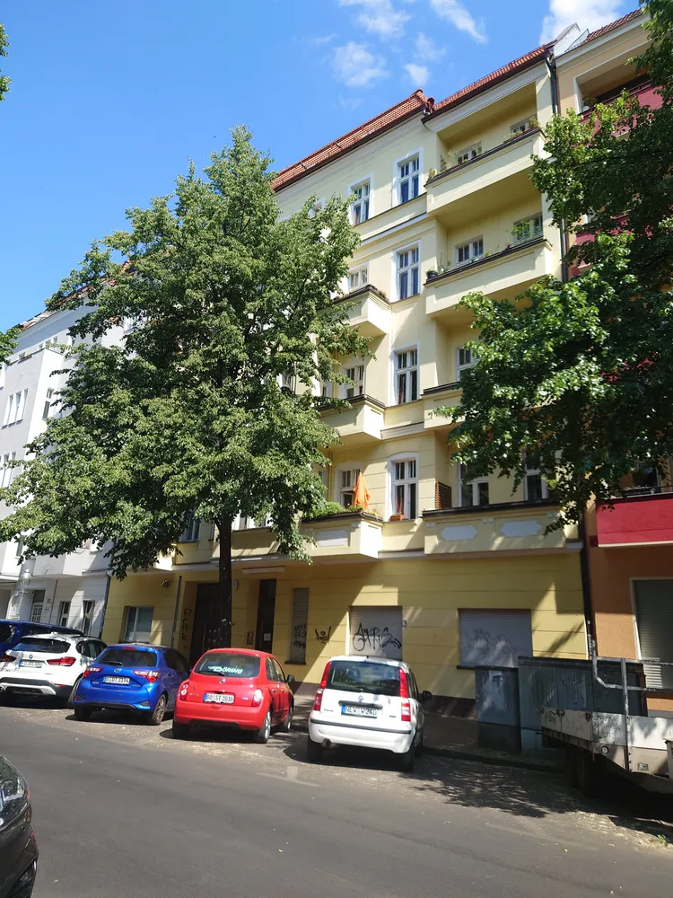 2 Zimmer Wohnung mit 63 m² in Berlin – Bild 1
