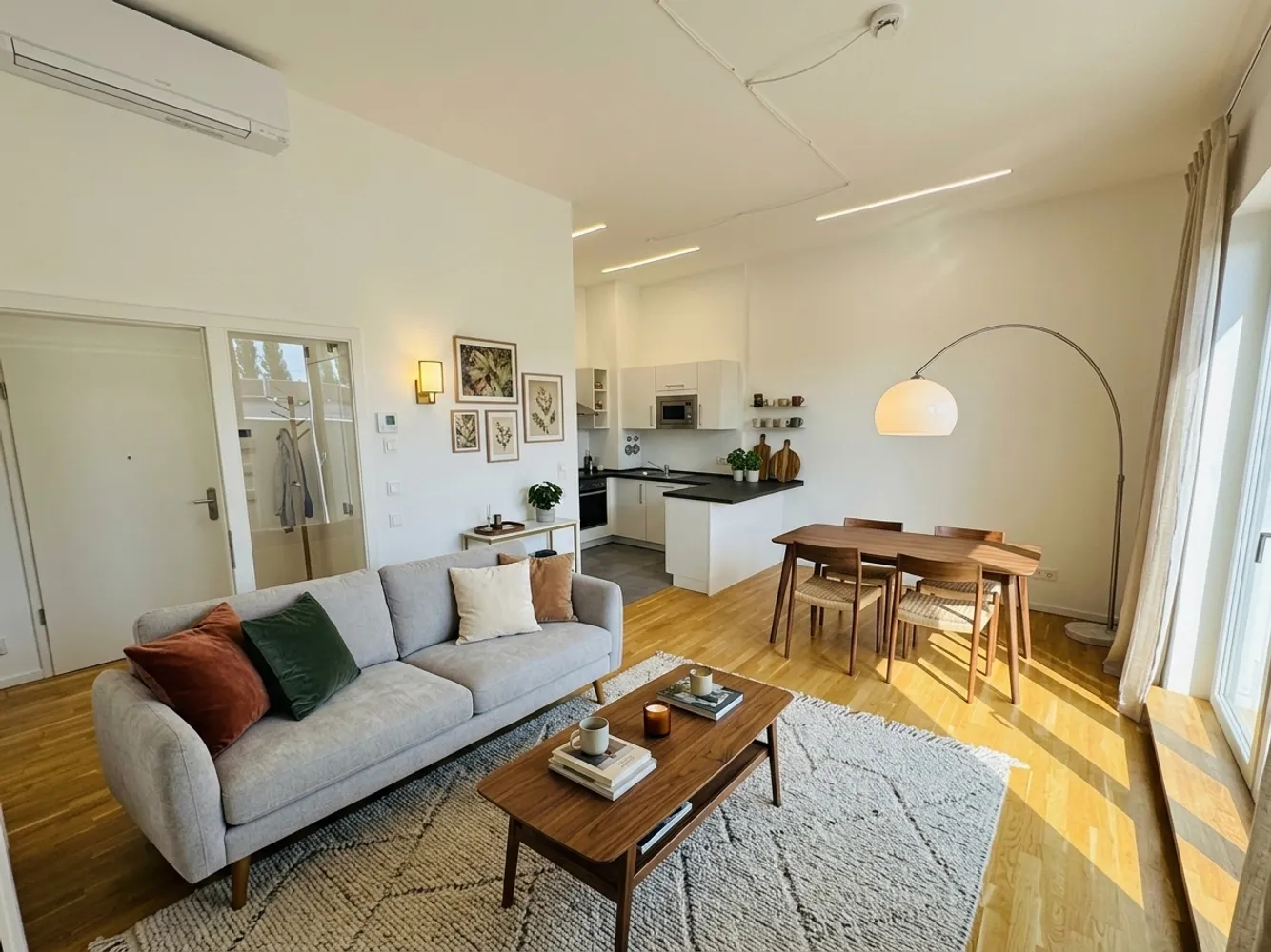 2 room apartment with 59 m² in Berlin – Photo 1