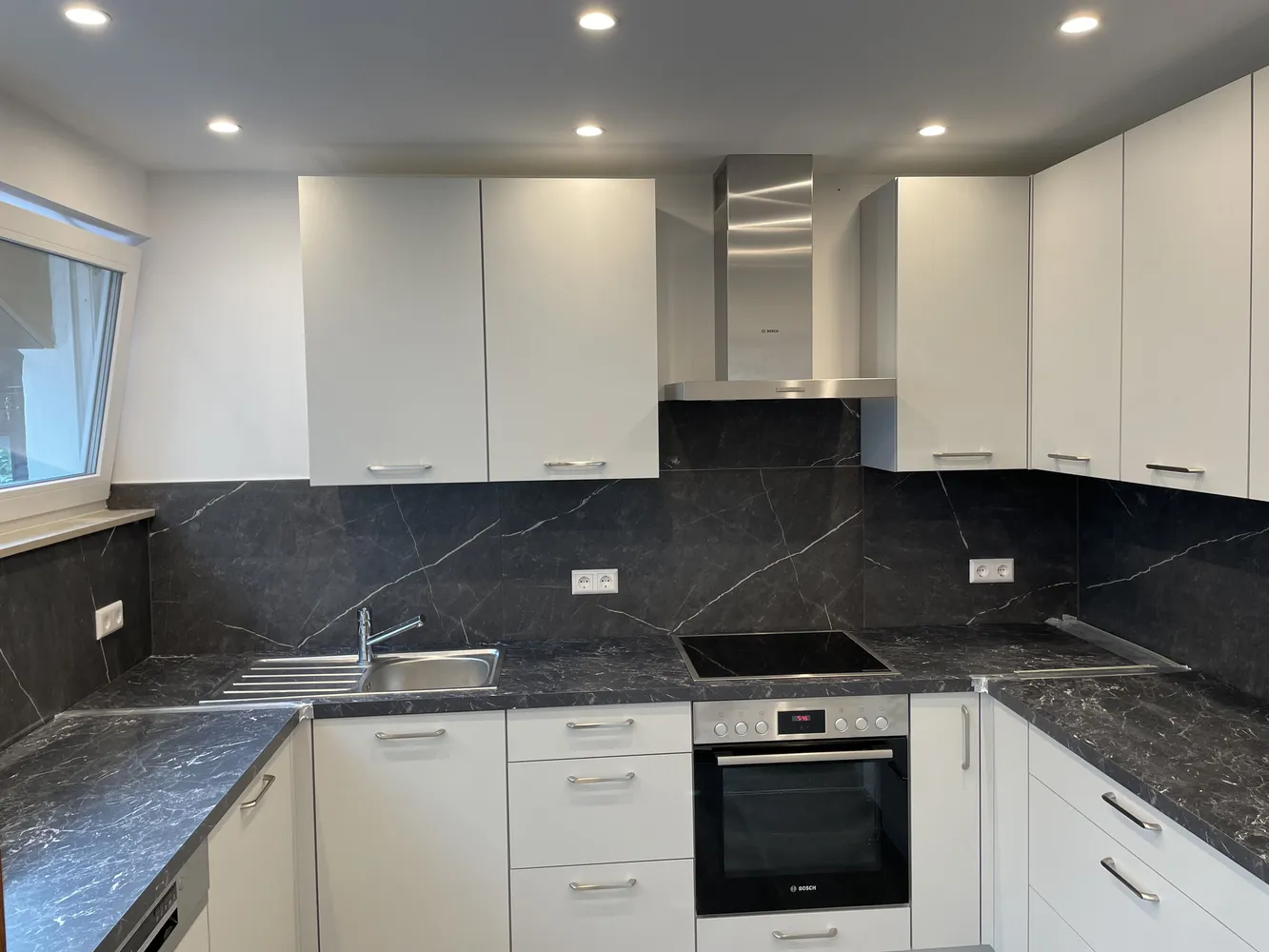 4 Zimmer Wohnung mit 130 m² in Metzingen – Bild 2