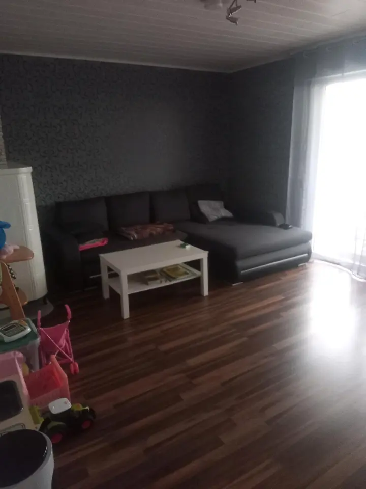 6 Zimmer Haus mit 95 m² in Metzingen – Bild 1