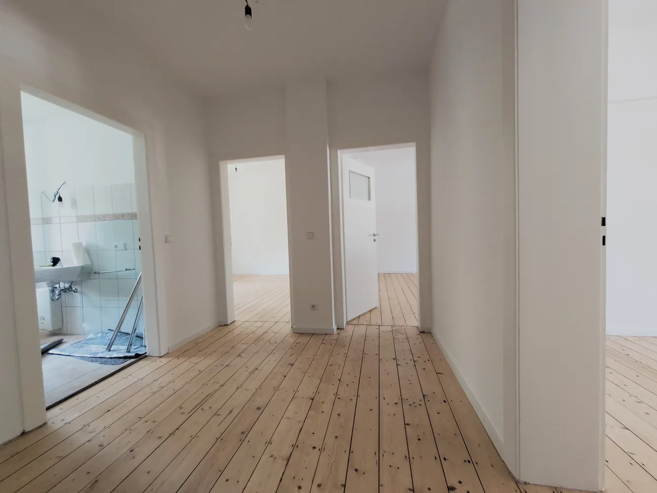 2 Zimmer Wohnung mit 79 m² in Düsseldorf – Bild 7