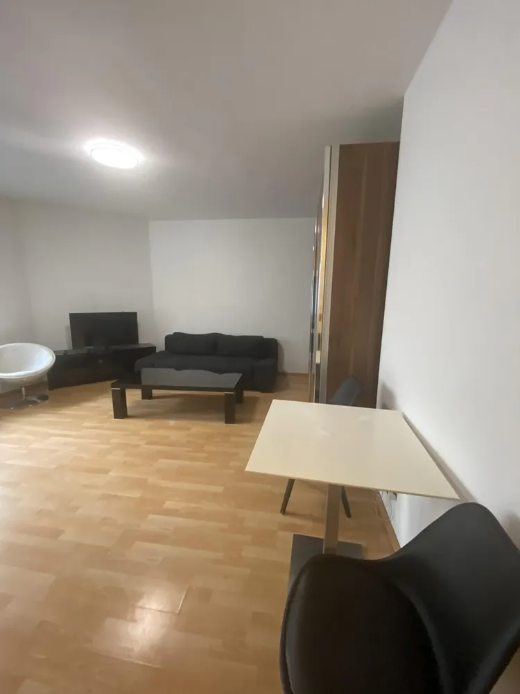2 Zimmer Wohnung mit 50 m² in Köln – Bild 6