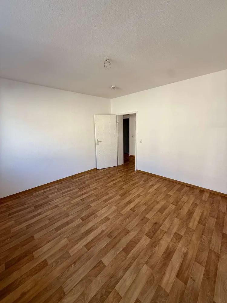 2 Zimmer Wohnung mit 48 m² in Plauen – Bild 11