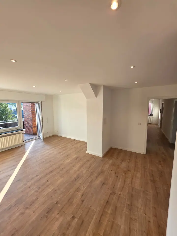 4 Zimmer Wohnung mit 100 m² in Arnsberg – Bild 1