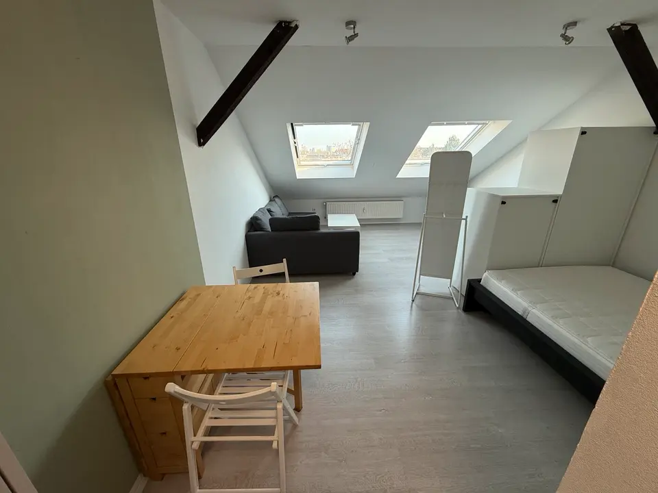 WG-Zimmer mit 25 m² in Lohmar – Bild 1