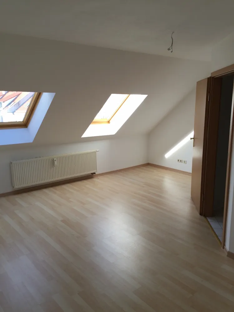 4 Zimmer Wohnung mit 104 m² in Leipzig – Bild 1